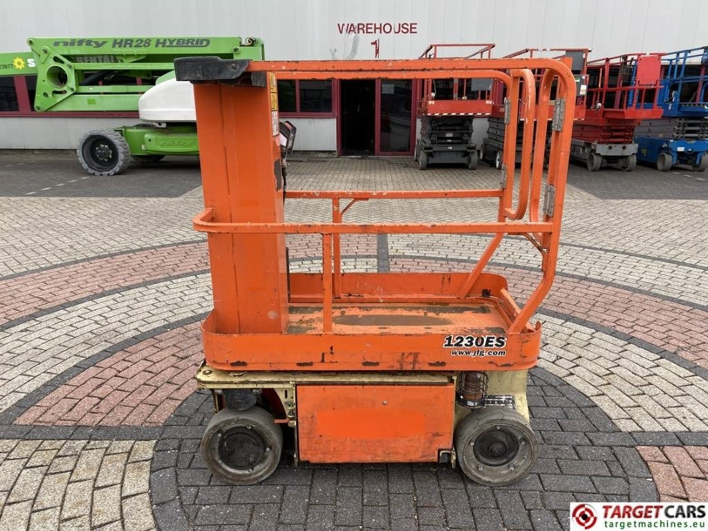 JLG 1230ES Electric Vertical Mast Work Lift 566cm - Verticale masthoogwerker: afbeelding 5 JLG 1230ES Electric Vertical Mast Work Lift 566cm - Verticale masthoogwerker: afbeelding 5