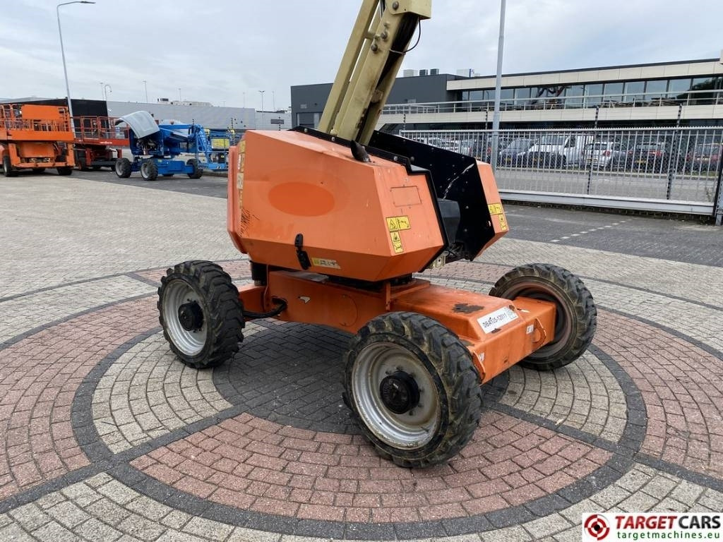 Leasing JLG 340AJ Articulated 4x4 Diesel Boom Work Lift 1233cm  JLG 340AJ Articulated 4x4 Diesel Boom Work Lift 1233cm: afbeelding 26