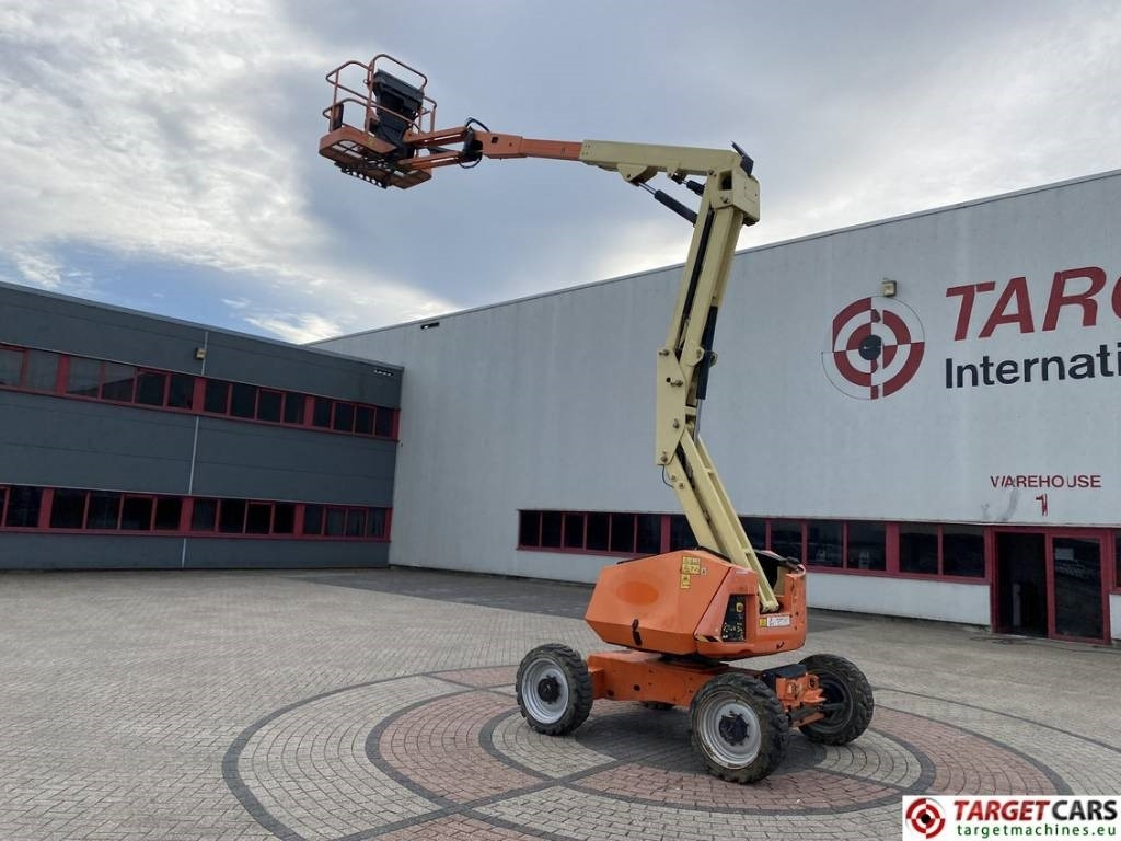 Leasing JLG 340AJ Articulated 4x4 Diesel Boom Work Lift 1233cm  JLG 340AJ Articulated 4x4 Diesel Boom Work Lift 1233cm: afbeelding 30