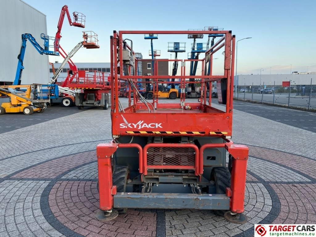 Schaarlift SkyJack SJ6826RT Diesel 4x4 Scissor 6826 Work Lift 992cm: afbeelding 28