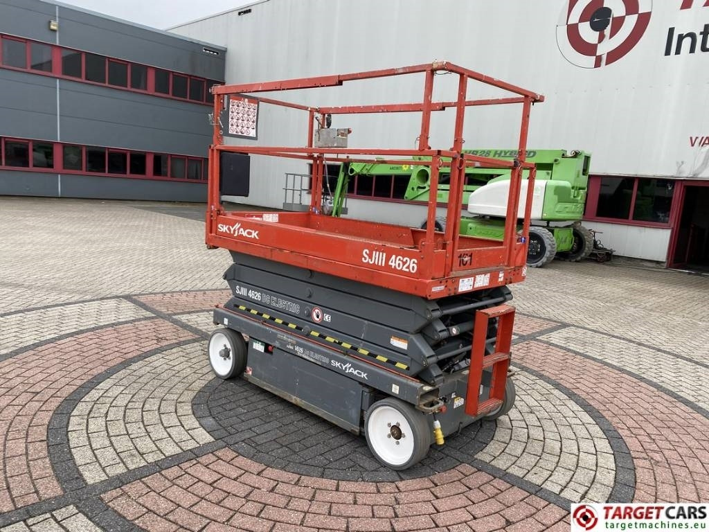 SkyJack SJIII-4626 Electric 4626 Scissor Work Lift 990cm  - Schaarlift: afbeelding 4 SkyJack SJIII-4626 Electric 4626 Scissor Work Lift 990cm  - Schaarlift: afbeelding 4