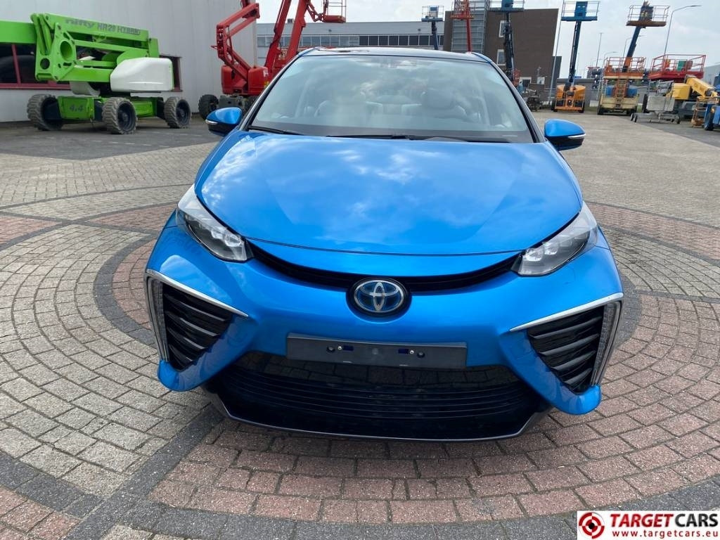 Toyota Mirai FCV HydroGen FuelCell - Sedan: afbeelding 2 Toyota Mirai FCV HydroGen FuelCell - Sedan: afbeelding 2