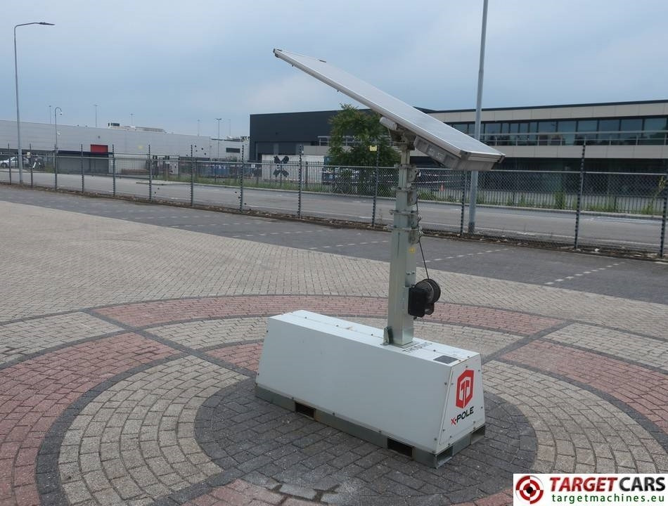 Trime X-Pole 2x25W Led Solar Tower Light - Lichtmast: afbeelding 2 Trime X-Pole 2x25W Led Solar Tower Light - Lichtmast: afbeelding 2