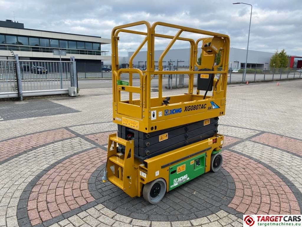 XCMG XG0807AC Electric LI-ION Lithium ScissorLift 780cm - Schaarlift: afbeelding 3 XCMG XG0807AC Electric LI-ION Lithium ScissorLift 780cm - Schaarlift: afbeelding 3