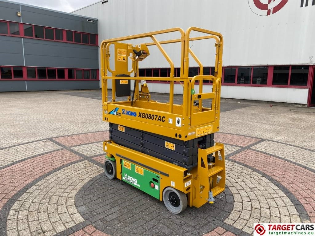 XCMG XG0807AC Electric LI-ION Lithium ScissorLift 780cm - Schaarlift: afbeelding 4 XCMG XG0807AC Electric LI-ION Lithium ScissorLift 780cm - Schaarlift: afbeelding 4
