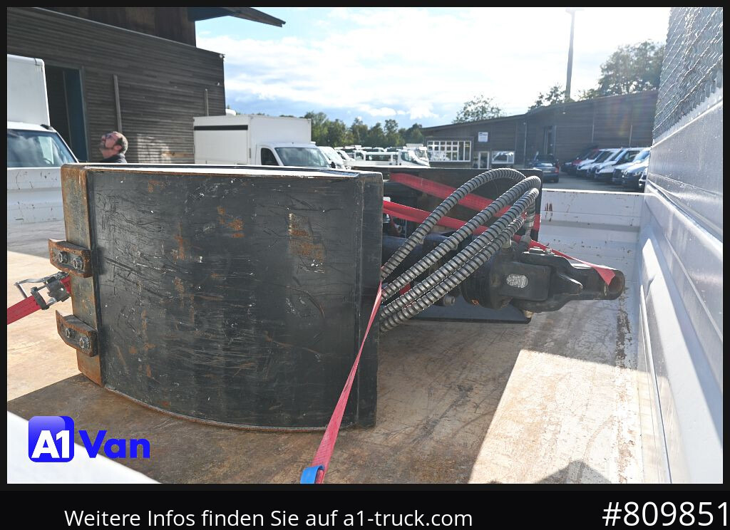 MERCEDES-BENZ Atego 816 Kipper Kran, Hiab, AHK, Klima - Kipper bestelwagen: afbeelding 5 MERCEDES-BENZ Atego 816 Kipper Kran, Hiab, AHK, Klima - Kipper bestelwagen: afbeelding 5