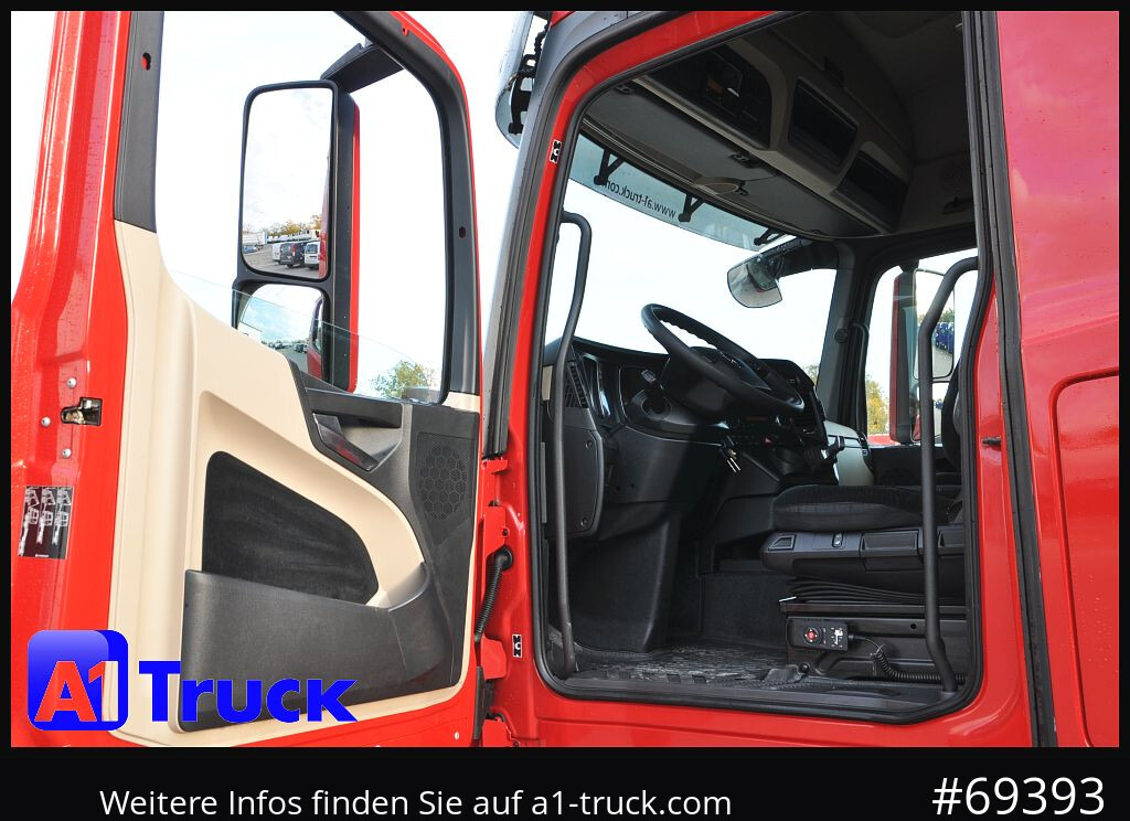 MERCEDES-BENZ Actros 1832, Lowliner, 1 Vorbesitzer - Trekker: afbeelding 2 MERCEDES-BENZ Actros 1832, Lowliner, 1 Vorbesitzer - Trekker: afbeelding 2