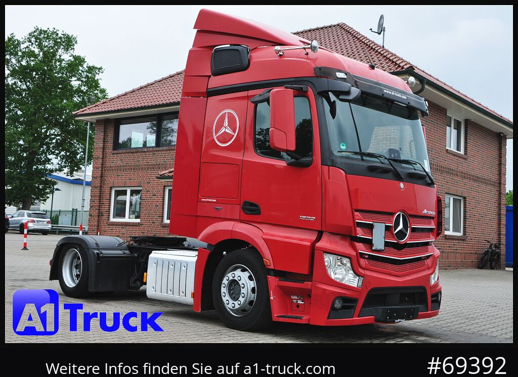 MERCEDES-BENZ Actros 1832, Lowliner, 1 Vorbesitzer - Trekker: afbeelding 1 MERCEDES-BENZ Actros 1832, Lowliner, 1 Vorbesitzer - Trekker: afbeelding 1