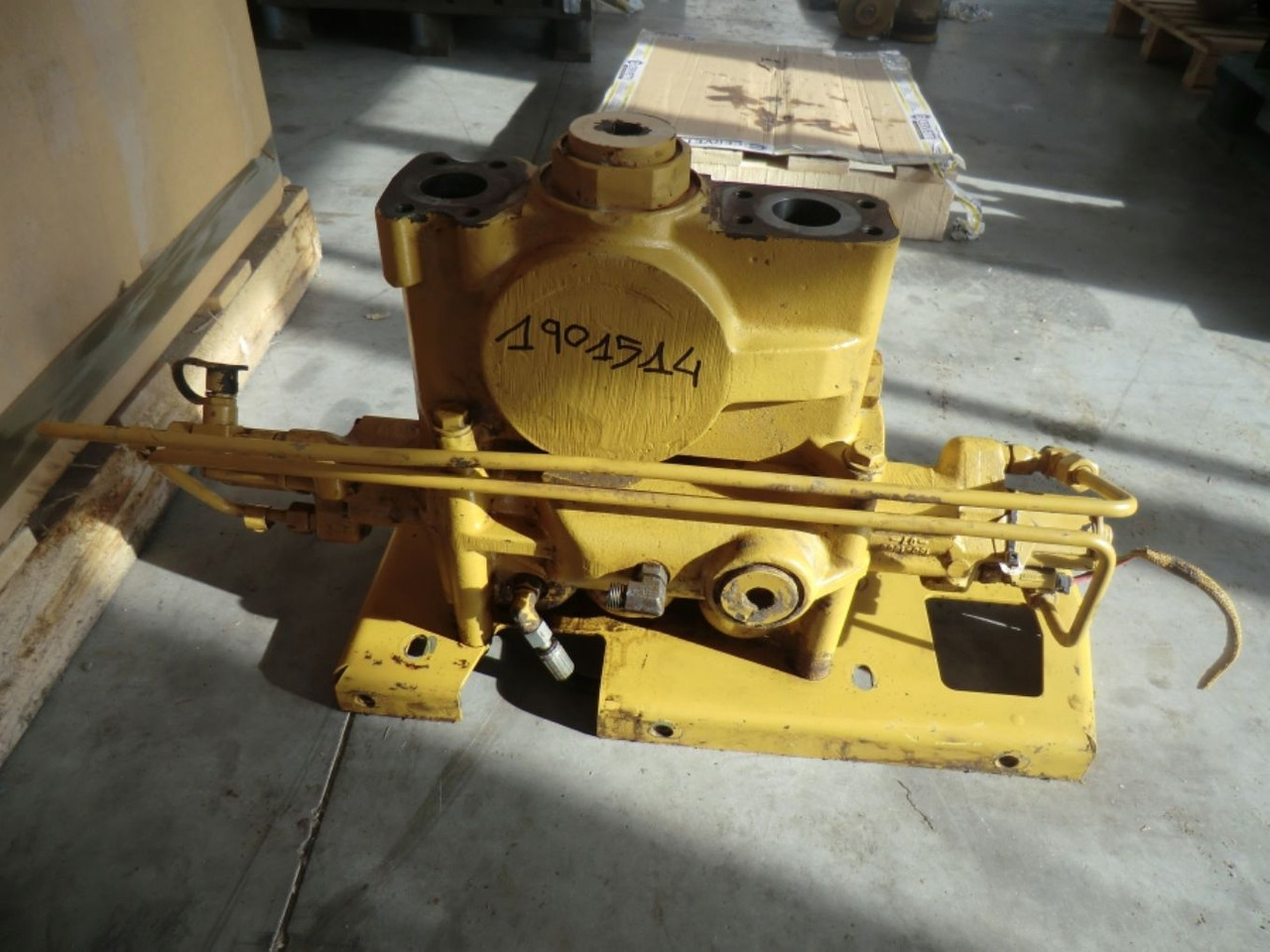 Caterpillar 735 VALVOLA - Klep voor Bouwmachine: afbeelding 2 Caterpillar 735 VALVOLA - Klep voor Bouwmachine: afbeelding 2