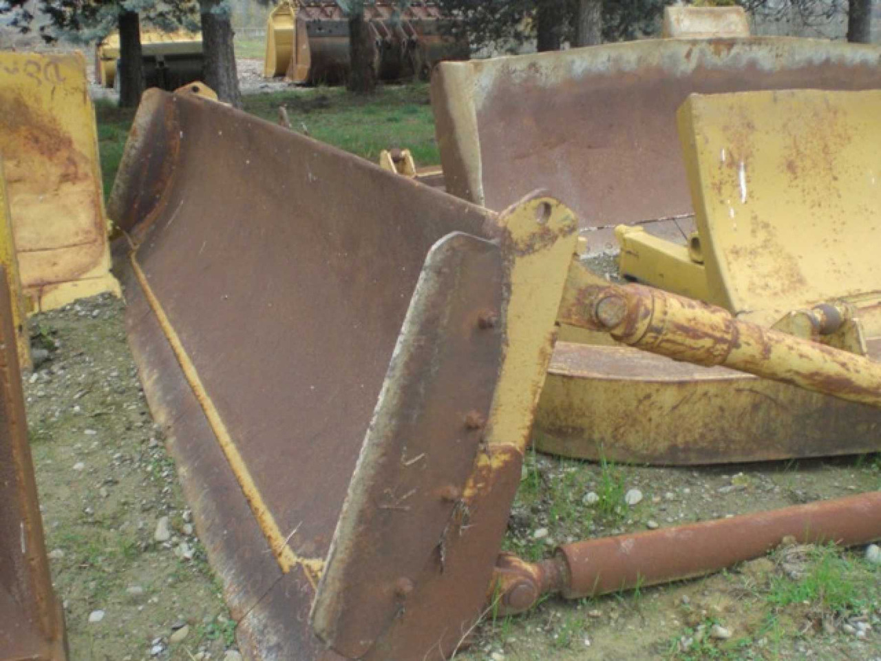 Caterpillar D8H D8K LAMA ANGLEDOZER CON TILT - Blad voor Bulldozer: afbeelding 1 Caterpillar D8H D8K LAMA ANGLEDOZER CON TILT - Blad voor Bulldozer: afbeelding 1