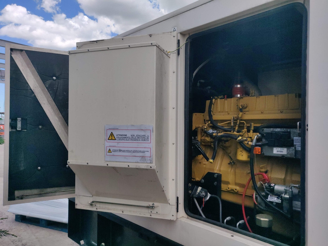 Industrie generator Caterpillar Olympian XQE200: afbeelding 9 Industrie generator Caterpillar Olympian XQE200: afbeelding 9