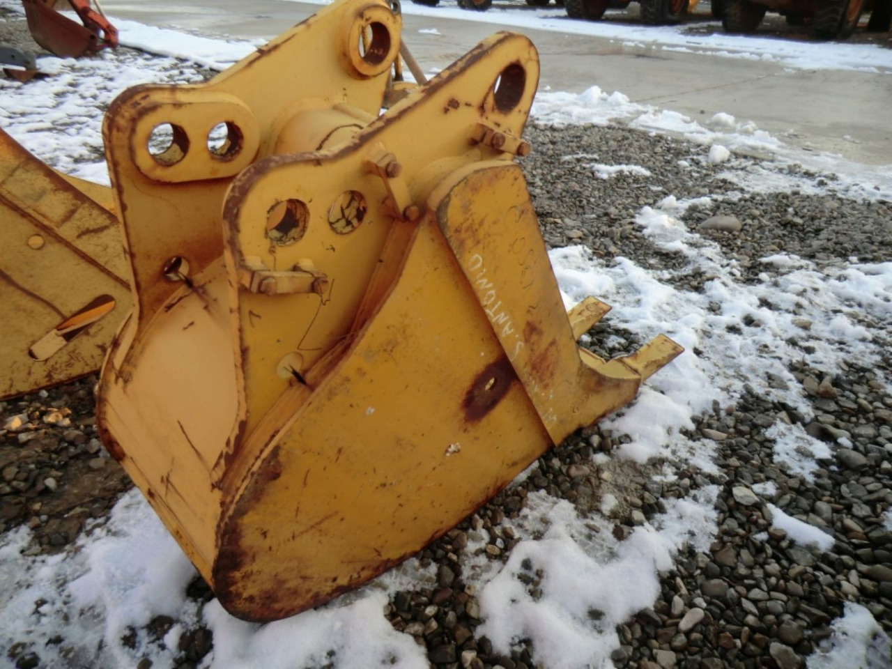 Mantovani Benne L 221 GP Benna con denti, larghezza mm 600. - Graafbak: afbeelding 2 Mantovani Benne L 221 GP Benna con denti, larghezza mm 600. - Graafbak: afbeelding 2