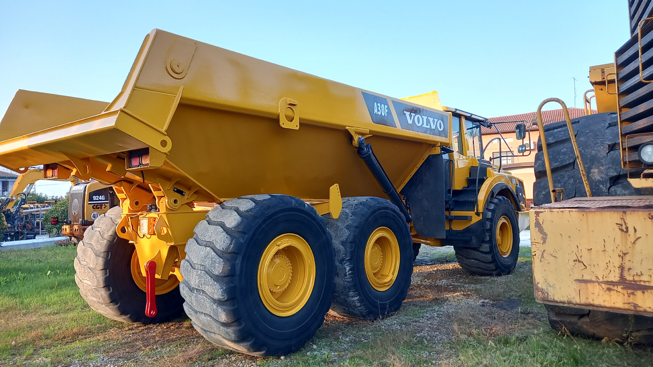 VOLVO A30F - Kiepwagen met knikbesturing: afbeelding 5 VOLVO A30F - Kiepwagen met knikbesturing: afbeelding 5
