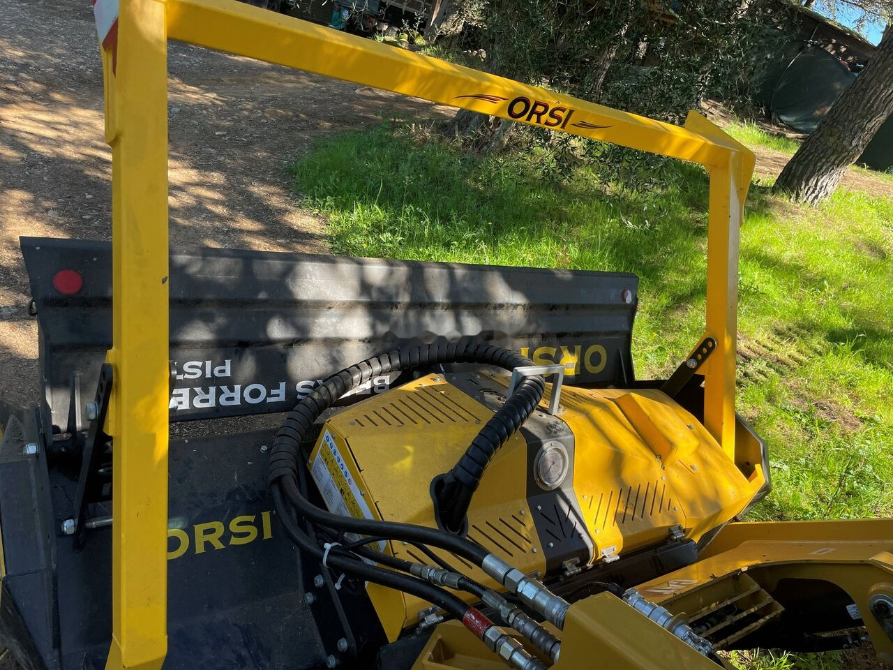 Orsi BEARS FORREST 255 - Klepelmaaier/ Mulcher: afbeelding 4 Orsi BEARS FORREST 255 - Klepelmaaier/ Mulcher: afbeelding 4