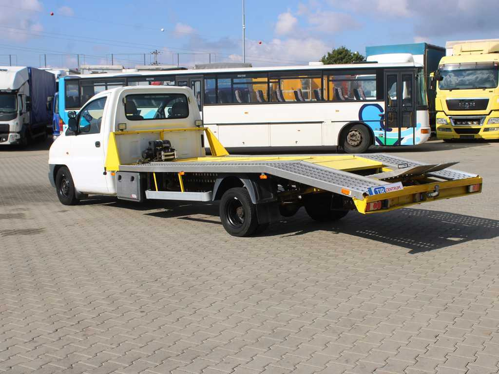 Hyundai H1 TRUCK, EURO 3, DRIVEWAYS, WINCH, TIRES 90% - Bergingsvoertuig: afbeelding 5 Hyundai H1 TRUCK, EURO 3, DRIVEWAYS, WINCH, TIRES 90% - Bergingsvoertuig: afbeelding 5