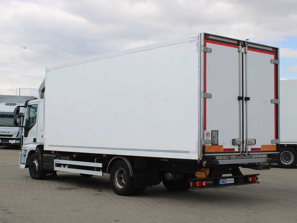 Iveco EUROCARGO 120E, EURO 6, INDEPENDENT AIR CONDITIONING, CARRIER SUPRA 450 - Koelwagen vrachtwagen: afbeelding 5 Iveco EUROCARGO 120E, EURO 6, INDEPENDENT AIR CONDITIONING, CARRIER SUPRA 450 - Koelwagen vrachtwagen: afbeelding 5
