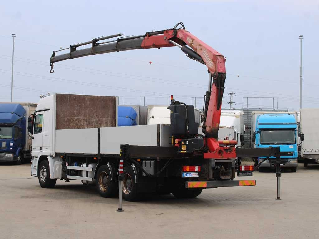 Mercedes-Benz Actros 2644, 6X4, EURO 4, CRANE FASSI F210 - Vrachtwagen met open laadbak, Kraanwagen: afbeelding 4 Mercedes-Benz Actros 2644, 6X4, EURO 4, CRANE FASSI F210 - Vrachtwagen met open laadbak, Kraanwagen: afbeelding 4