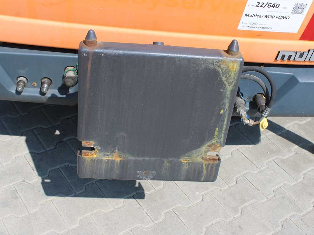 Multicar M30 FUMO, 4x4 - Kipper vrachtwagen, Gemeentelijke machine/ Speciaal: afbeelding 5 Multicar M30 FUMO, 4x4 - Kipper vrachtwagen, Gemeentelijke machine/ Speciaal: afbeelding 5