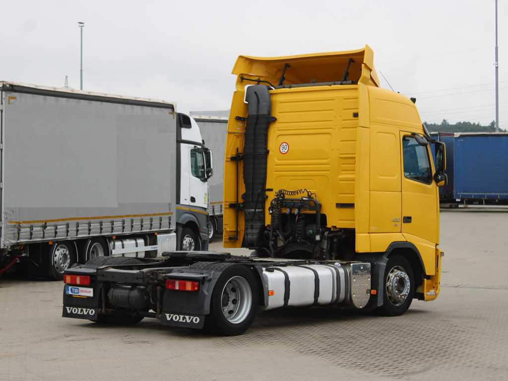 Volvo FH 420, EURO 5 EEV, LOWDECK, AIR SUSPENSION, VEB + - Trekker: afbeelding 4 Volvo FH 420, EURO 5 EEV, LOWDECK, AIR SUSPENSION, VEB + - Trekker: afbeelding 4
