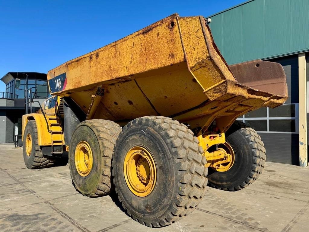 CAT 740 - Kiepwagen met knikbesturing: afbeelding 5 CAT 740 - Kiepwagen met knikbesturing: afbeelding 5