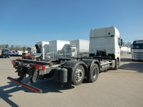 DAF XF 480 FAR BDF SSC Euro 6 Liftachse, Retarder - Containertransporter/ Wissellaadbak vrachtwagen: afbeelding 4 DAF XF 480 FAR BDF SSC Euro 6 Liftachse, Retarder - Containertransporter/ Wissellaadbak vrachtwagen: afbeelding 4