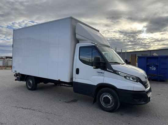 Iveco Daily, 35S14 Koffer - Bestelwagen gesloten laadbak: afbeelding 1 Iveco Daily, 35S14 Koffer - Bestelwagen gesloten laadbak: afbeelding 1