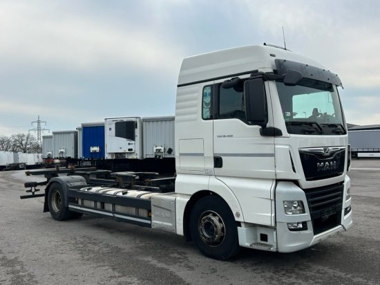 MAN TGX 18.460 XLX, 4x2, Euro 6, Standklima - Containertransporter/ Wissellaadbak vrachtwagen: afbeelding 3 MAN TGX 18.460 XLX, 4x2, Euro 6, Standklima - Containertransporter/ Wissellaadbak vrachtwagen: afbeelding 3