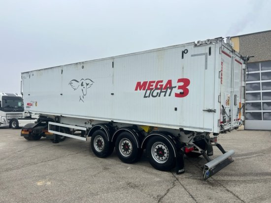 MEGA Alu-Kastenmulde 55m³, SAF-Achsen, Rollplane, Kombiklappe, Stehpodest - Kipper oplegger: afbeelding 4 MEGA Alu-Kastenmulde 55m³, SAF-Achsen, Rollplane, Kombiklappe, Stehpodest - Kipper oplegger: afbeelding 4