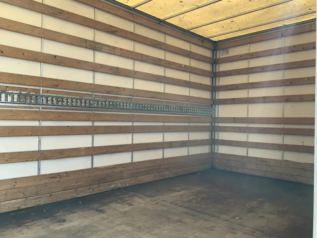 Mercedes-Benz Sprinter 519 3.0 CDI 432LAutomaat 6 Cilinder Meubelbak&Lift - Andere machine: afbeelding 4 Mercedes-Benz Sprinter 519 3.0 CDI 432LAutomaat 6 Cilinder Meubelbak&Lift - Andere machine: afbeelding 4