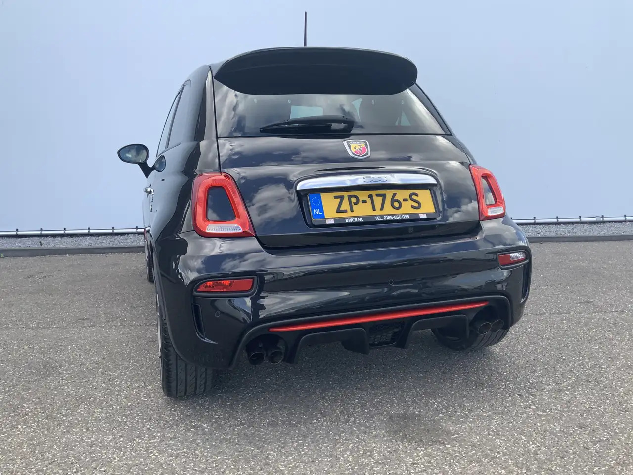 Fiat 500C Abarth 1.4 T-Jet 595 Automaat Euro 6 - Cabrio: afbeelding 3 Fiat 500C Abarth 1.4 T-Jet 595 Automaat Euro 6 - Cabrio: afbeelding 3