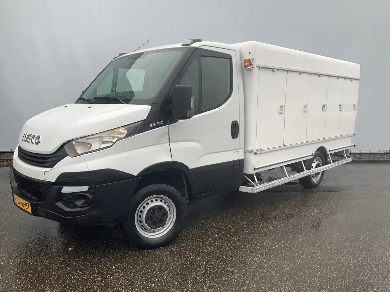 Iveco Daily 35S12 2.3 345 VriesAuto 10 deuren _40 gr onder 0, - Koelwagen: afbeelding 1 Iveco Daily 35S12 2.3 345 VriesAuto 10 deuren _40 gr onder 0, - Koelwagen: afbeelding 1