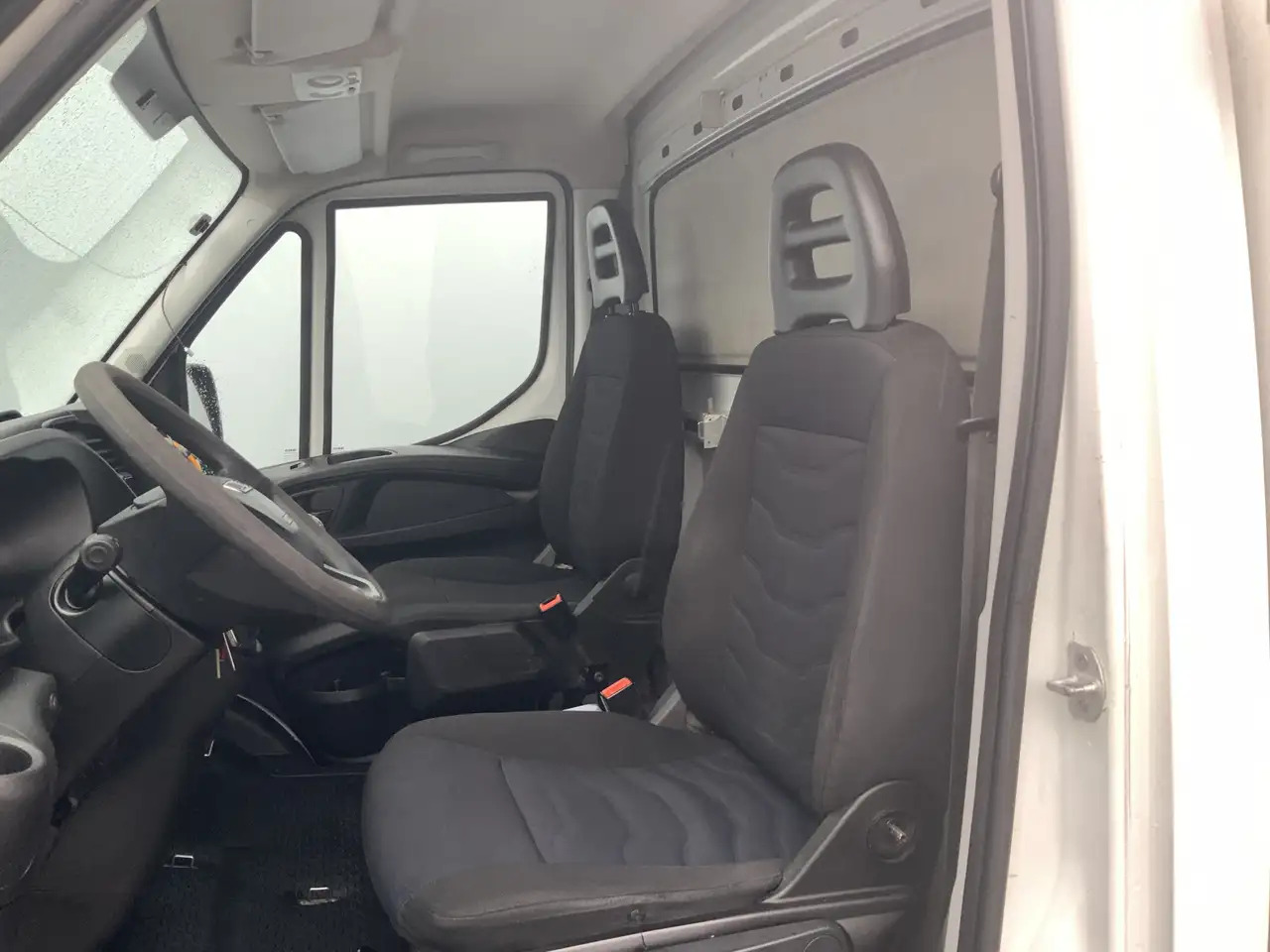 Iveco Daily 35S12 2.3 345 VriesAuto 10 deuren _40 gr onder 0, - Koelwagen: afbeelding 3 Iveco Daily 35S12 2.3 345 VriesAuto 10 deuren _40 gr onder 0, - Koelwagen: afbeelding 3