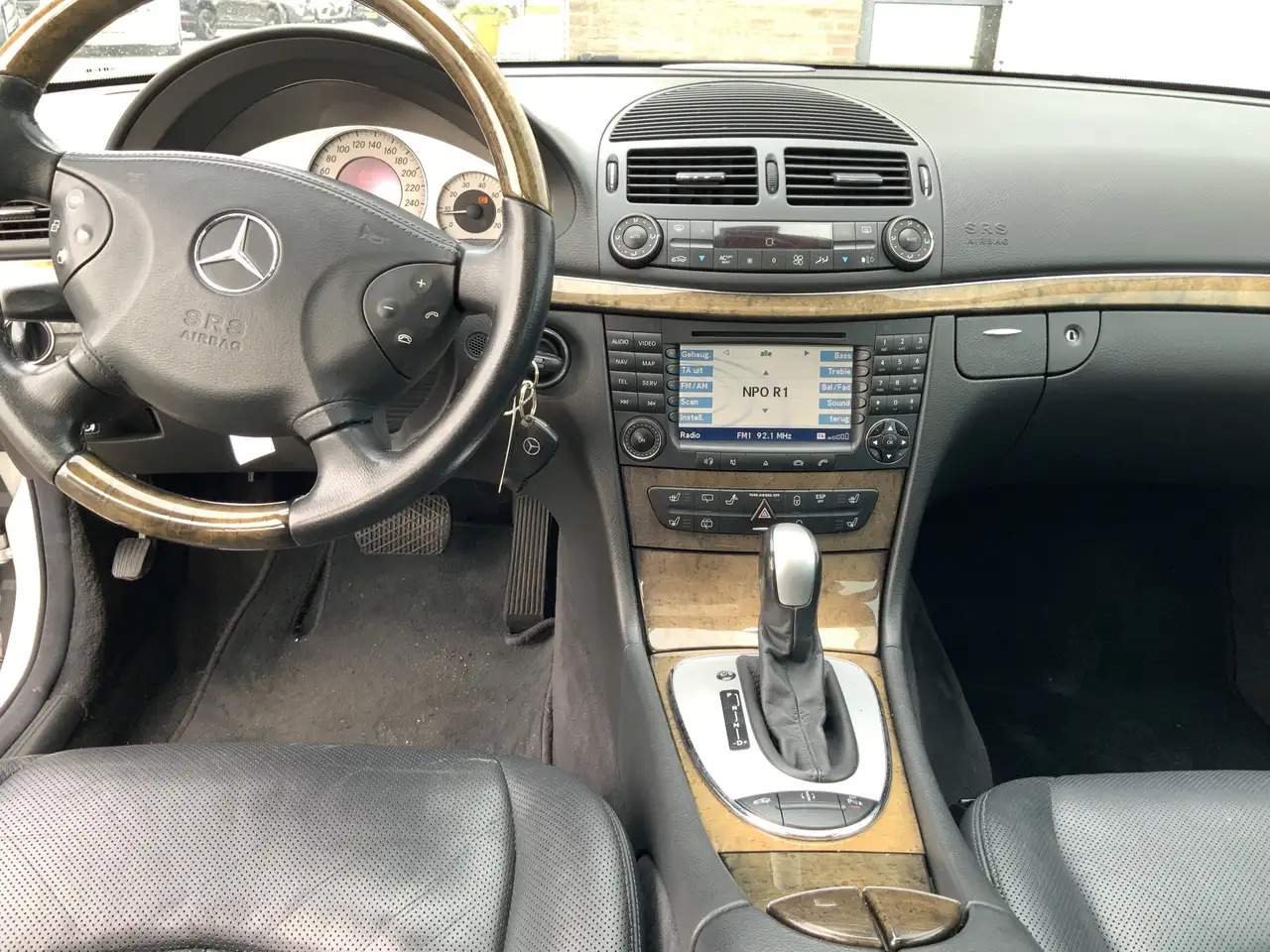 Stationwagen Mercedes-Benz E 500 Combi V8 Elegance 4-Matic airmatic,full option: afbeelding 7 Stationwagen Mercedes-Benz E 500 Combi V8 Elegance 4-Matic airmatic,full option: afbeelding 7