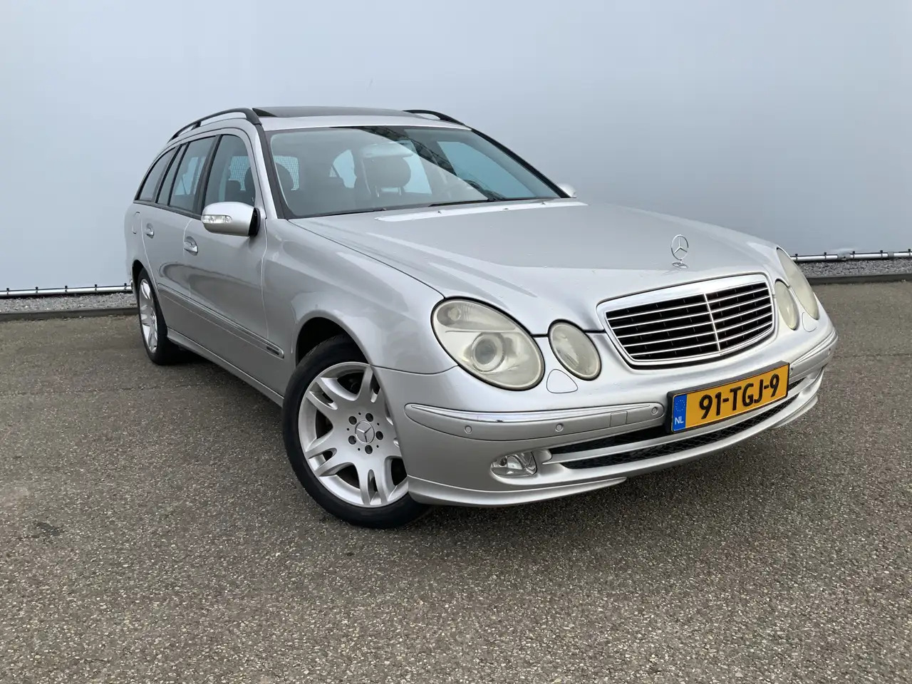 Stationwagen Mercedes-Benz E 500 Combi V8 Elegance 4-Matic airmatic,full option: afbeelding 16 Stationwagen Mercedes-Benz E 500 Combi V8 Elegance 4-Matic airmatic,full option: afbeelding 16