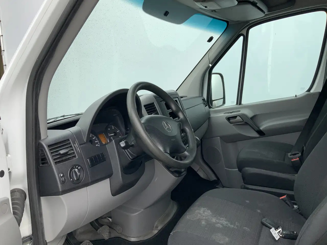 Mercedes-Benz Sprinter 311 2.2 CDI 366 40 gr _0 ijswagen 10 Deuren Euro 6 - Koelwagen: afbeelding 3 Mercedes-Benz Sprinter 311 2.2 CDI 366 40 gr _0 ijswagen 10 Deuren Euro 6 - Koelwagen: afbeelding 3