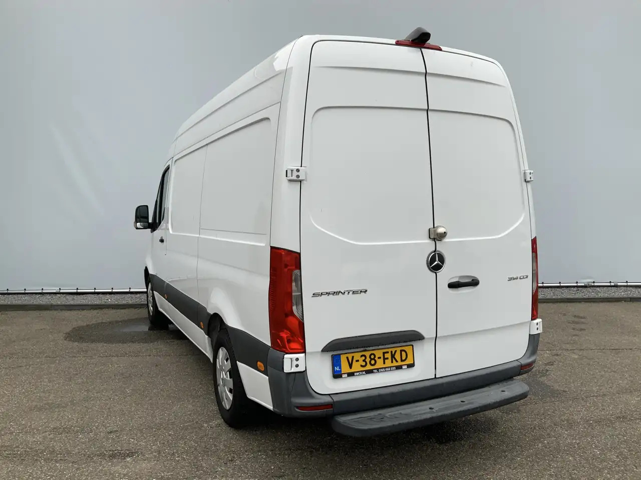 Mercedes-Benz Sprinter 314 2.2 CDI L2H1 EURO VI-D Airco Camera 3 Zits Ext - Gesloten bestelwagen: afbeelding 3 Mercedes-Benz Sprinter 314 2.2 CDI L2H1 EURO VI-D Airco Camera 3 Zits Ext - Gesloten bestelwagen: afbeelding 3