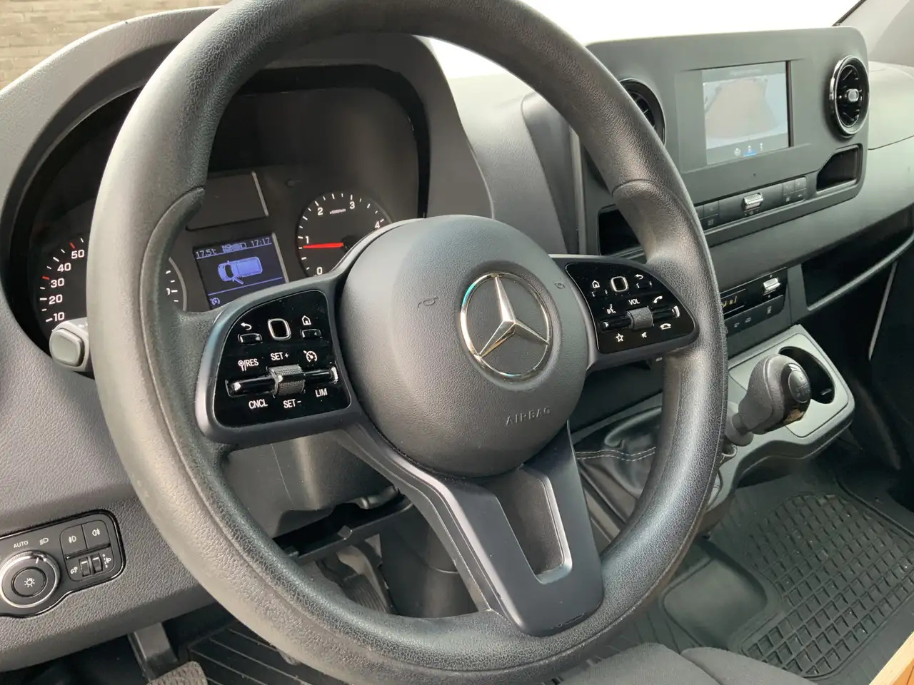 Mercedes-Benz Sprinter 316 2.2 CDI L2H2 Airco Cruise Camera Navi Trekhaak - Gesloten bestelwagen: afbeelding 5 Mercedes-Benz Sprinter 316 2.2 CDI L2H2 Airco Cruise Camera Navi Trekhaak - Gesloten bestelwagen: afbeelding 5