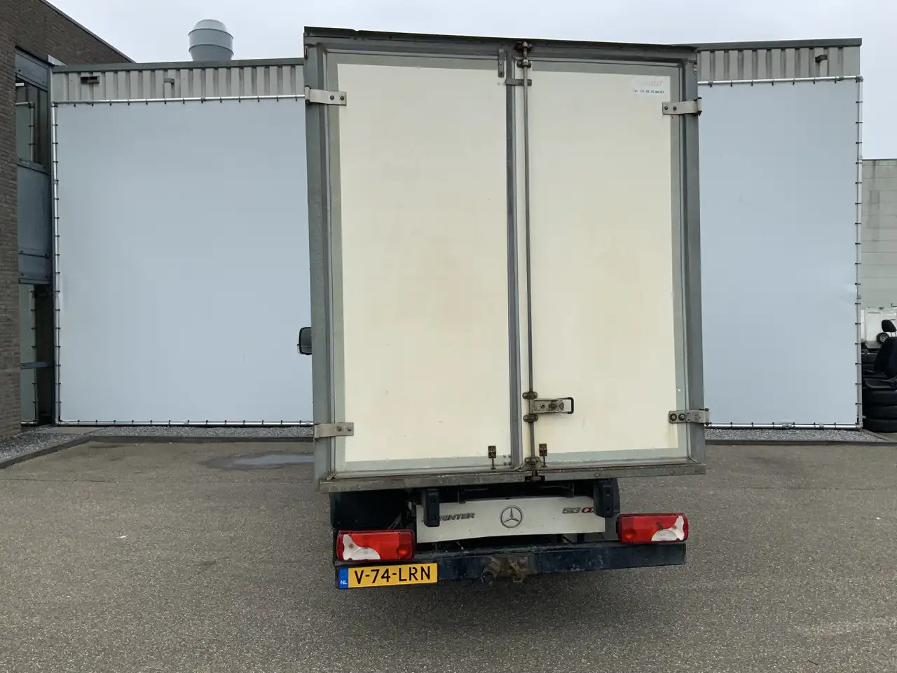 Mercedes-Benz Sprinter 513 2.2 CDI 432 Meubelbak & Deuren 3 Zits Cruise T - Bestelwagen gesloten laadbak: afbeelding 2 Mercedes-Benz Sprinter 513 2.2 CDI 432 Meubelbak & Deuren 3 Zits Cruise T - Bestelwagen gesloten laadbak: afbeelding 2