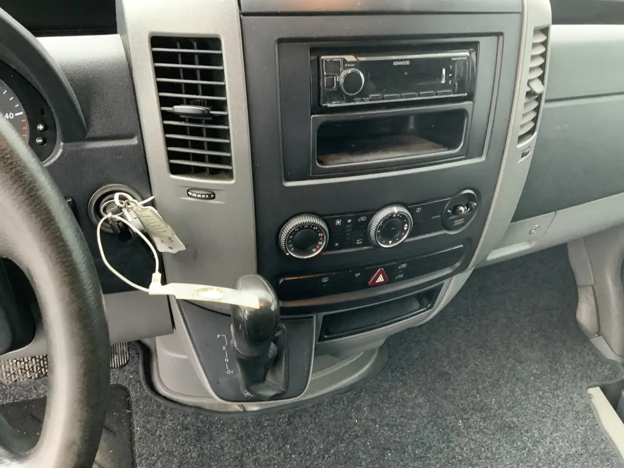 Leasing Mercedes-Benz Sprinter 518 3.0 CDI 366 L2H2 Automaat Airco 3 Zits Trekhaa Mercedes-Benz Sprinter 518 3.0 CDI 366 L2H2 Automaat Airco 3 Zits Trekhaa: afbeelding 10