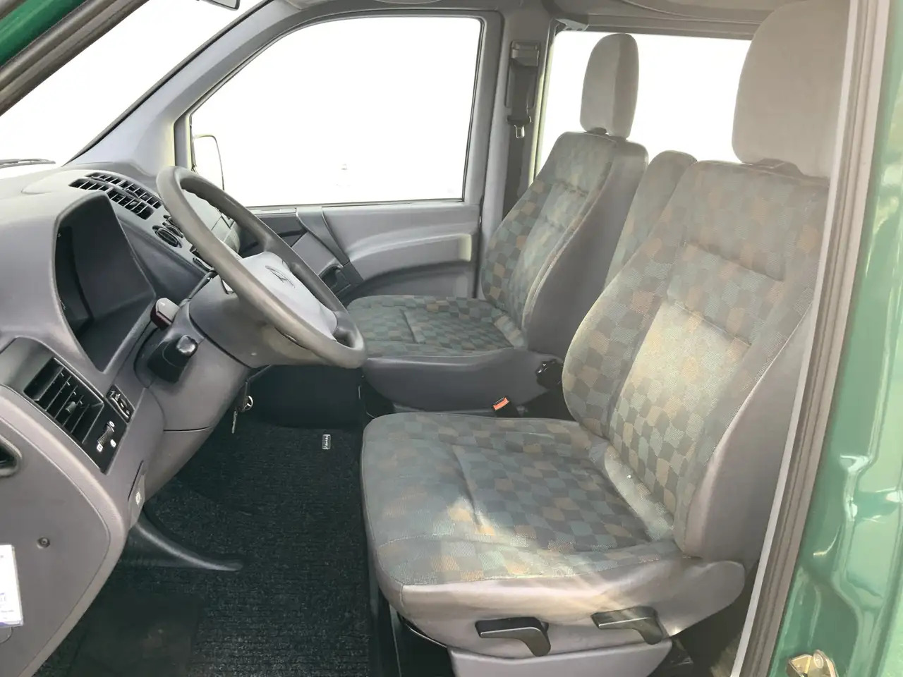 Mercedes-Benz Vito 108 CDI Dub Cab 5 Zits Airco Trekhaak 2000 kg Came - Bestelwagen met dubbele cabine: afbeelding 4 Mercedes-Benz Vito 108 CDI Dub Cab 5 Zits Airco Trekhaak 2000 kg Came - Bestelwagen met dubbele cabine: afbeelding 4