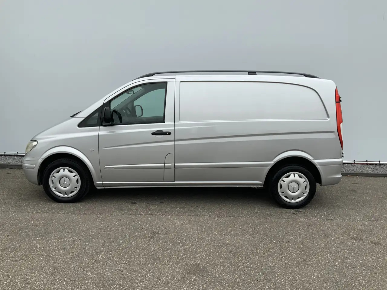 Mercedes-Benz Vito 111 CDI 320 Lang HD Amigo Koel Vries Werkt 100% 3 - Koelwagen: afbeelding 4 Mercedes-Benz Vito 111 CDI 320 Lang HD Amigo Koel Vries Werkt 100% 3 - Koelwagen: afbeelding 4