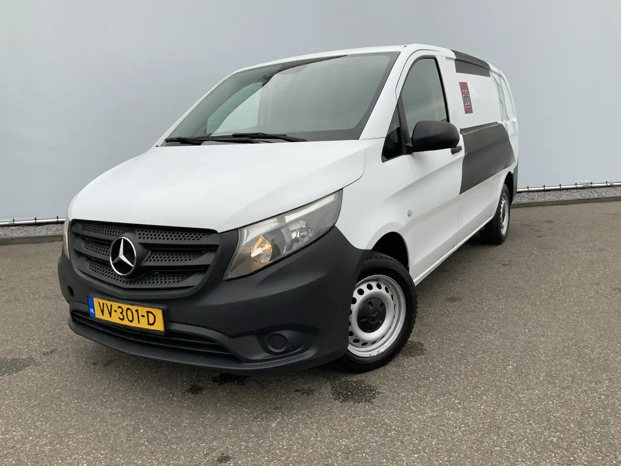 Mercedes-Benz Vito 111 CDI Functional Airco Trekhaak 2000 kg (Schades - Gesloten bestelwagen: afbeelding 1 Mercedes-Benz Vito 111 CDI Functional Airco Trekhaak 2000 kg (Schades - Gesloten bestelwagen: afbeelding 1