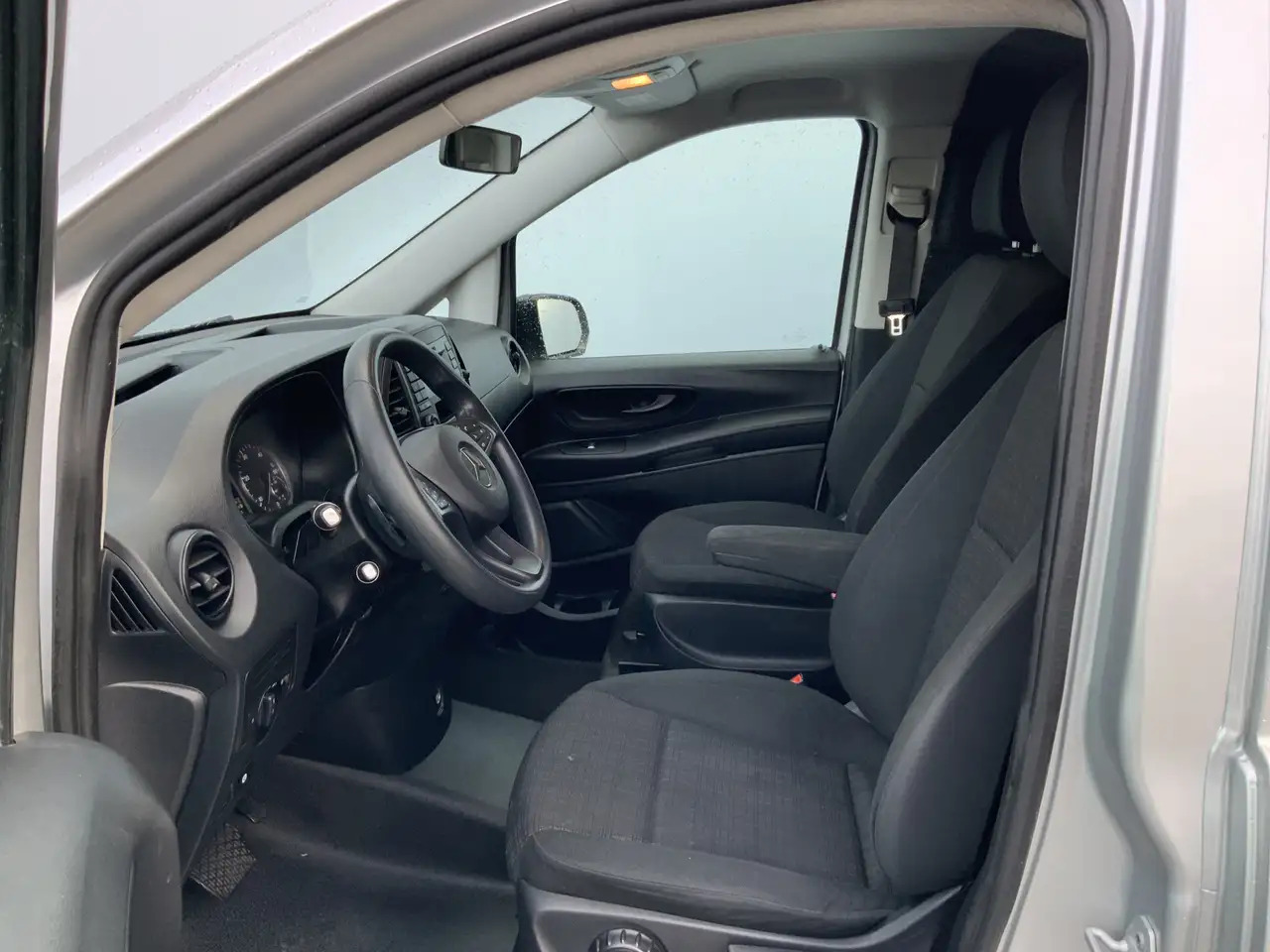 Mercedes-Benz Vito 114 CDI Lang Automaat Cruise Airco Euro 6 - Gesloten bestelwagen: afbeelding 4 Mercedes-Benz Vito 114 CDI Lang Automaat Cruise Airco Euro 6 - Gesloten bestelwagen: afbeelding 4
