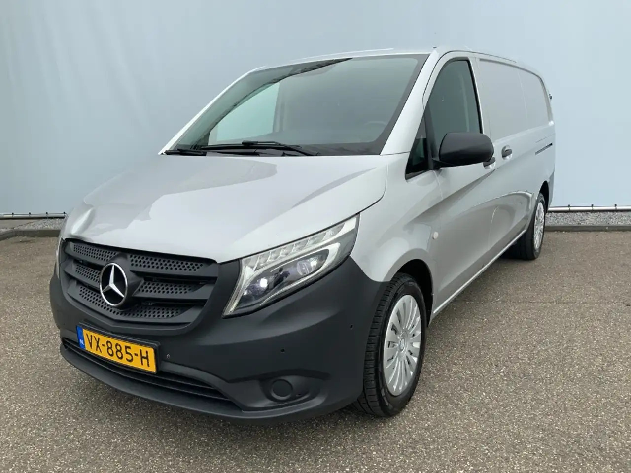 Mercedes-Benz Vito 119 CDI Lang Automaat Airco Cruise Trekhaak 2500 k - Gesloten bestelwagen: afbeelding 1 Mercedes-Benz Vito 119 CDI Lang Automaat Airco Cruise Trekhaak 2500 k - Gesloten bestelwagen: afbeelding 1