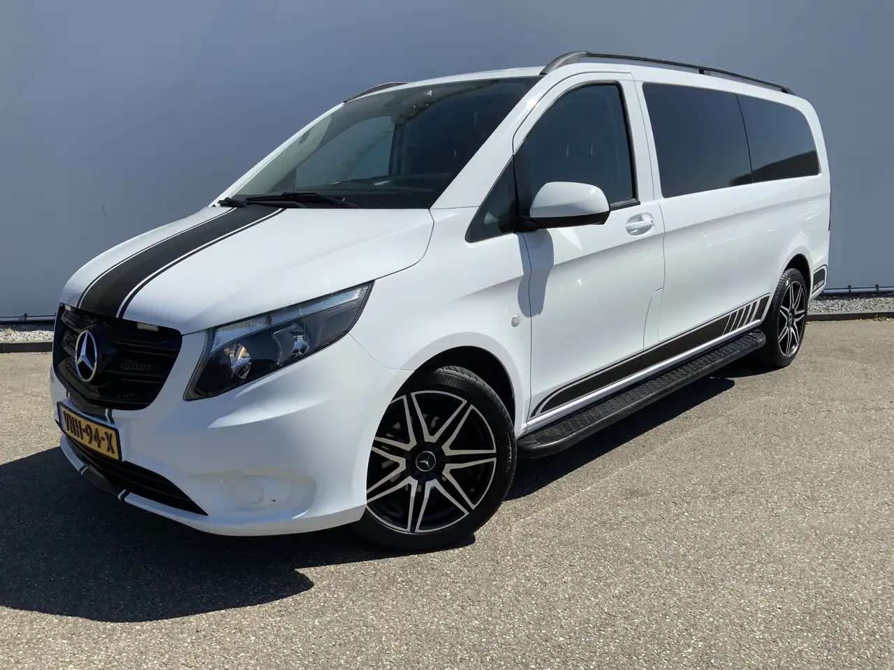 Mercedes-Benz Vito Tourer XL 114 CDI Autom. Airco Cruise Camera Alu V - Gesloten bestelwagen: afbeelding 1 Mercedes-Benz Vito Tourer XL 114 CDI Autom. Airco Cruise Camera Alu V - Gesloten bestelwagen: afbeelding 1