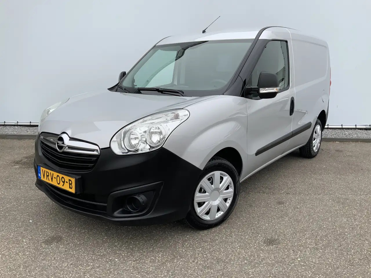 Opel Combo 1.3 CDTi L1H1 Edition Airco Euro 6 - Kleine bestelwagen: afbeelding 1 Opel Combo 1.3 CDTi L1H1 Edition Airco Euro 6 - Kleine bestelwagen: afbeelding 1