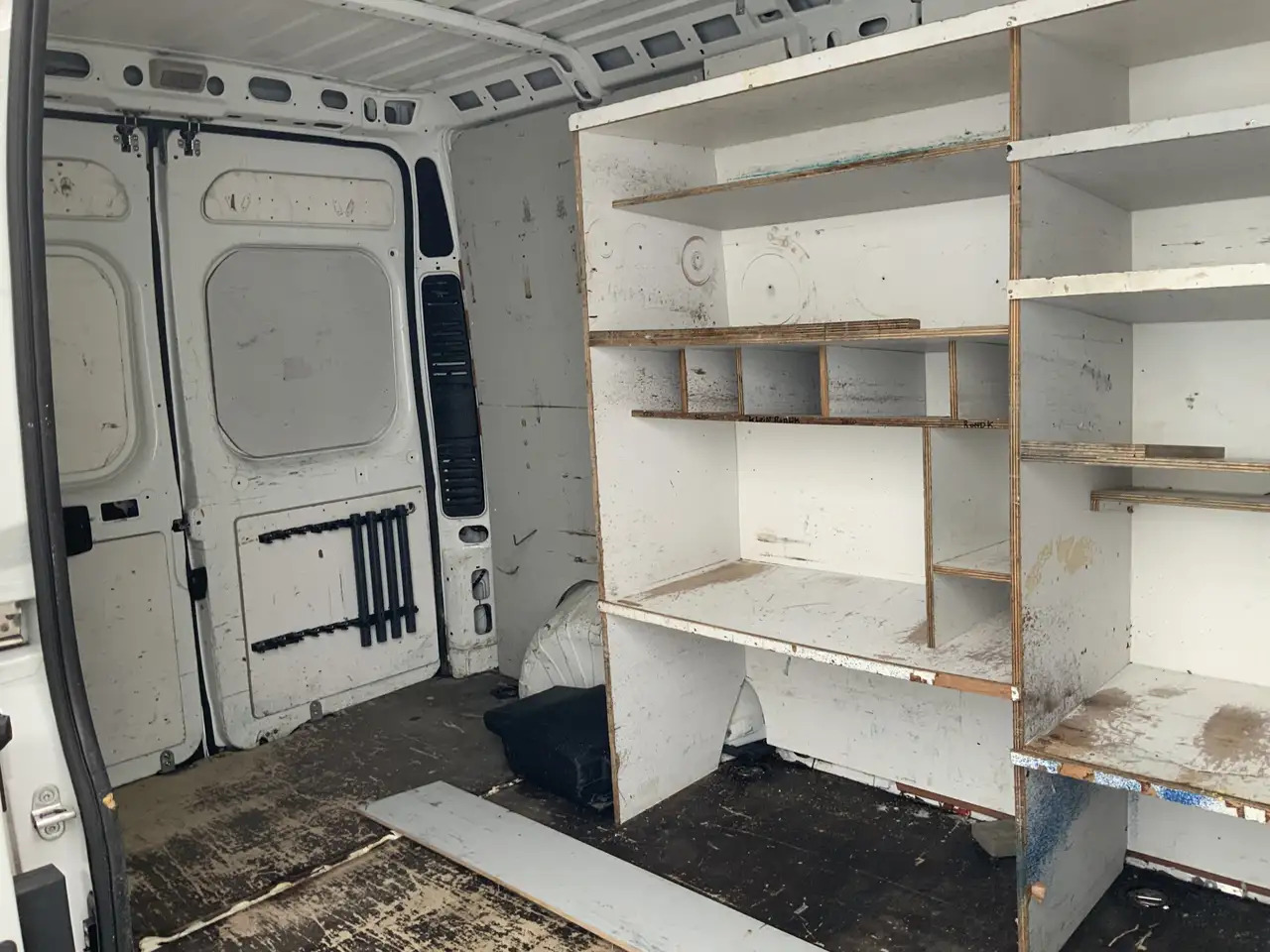 Peugeot Boxer 330 2.2 HDI L2H2 Première Airco Cruise Camera side - Gesloten bestelwagen: afbeelding 5 Peugeot Boxer 330 2.2 HDI L2H2 Première Airco Cruise Camera side - Gesloten bestelwagen: afbeelding 5