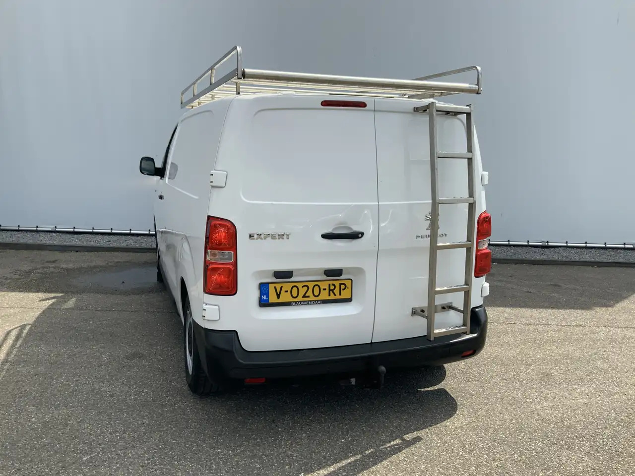 Peugeot Expert glazenwasser 226S 1.6 BlueHDI 115 Inbouw 530 liter - Gesloten bestelwagen, Gemeentelijke machine/ Speciaal: afbeelding 4 Peugeot Expert glazenwasser 226S 1.6 BlueHDI 115 Inbouw 530 liter - Gesloten bestelwagen, Gemeentelijke machine/ Speciaal: afbeelding 4