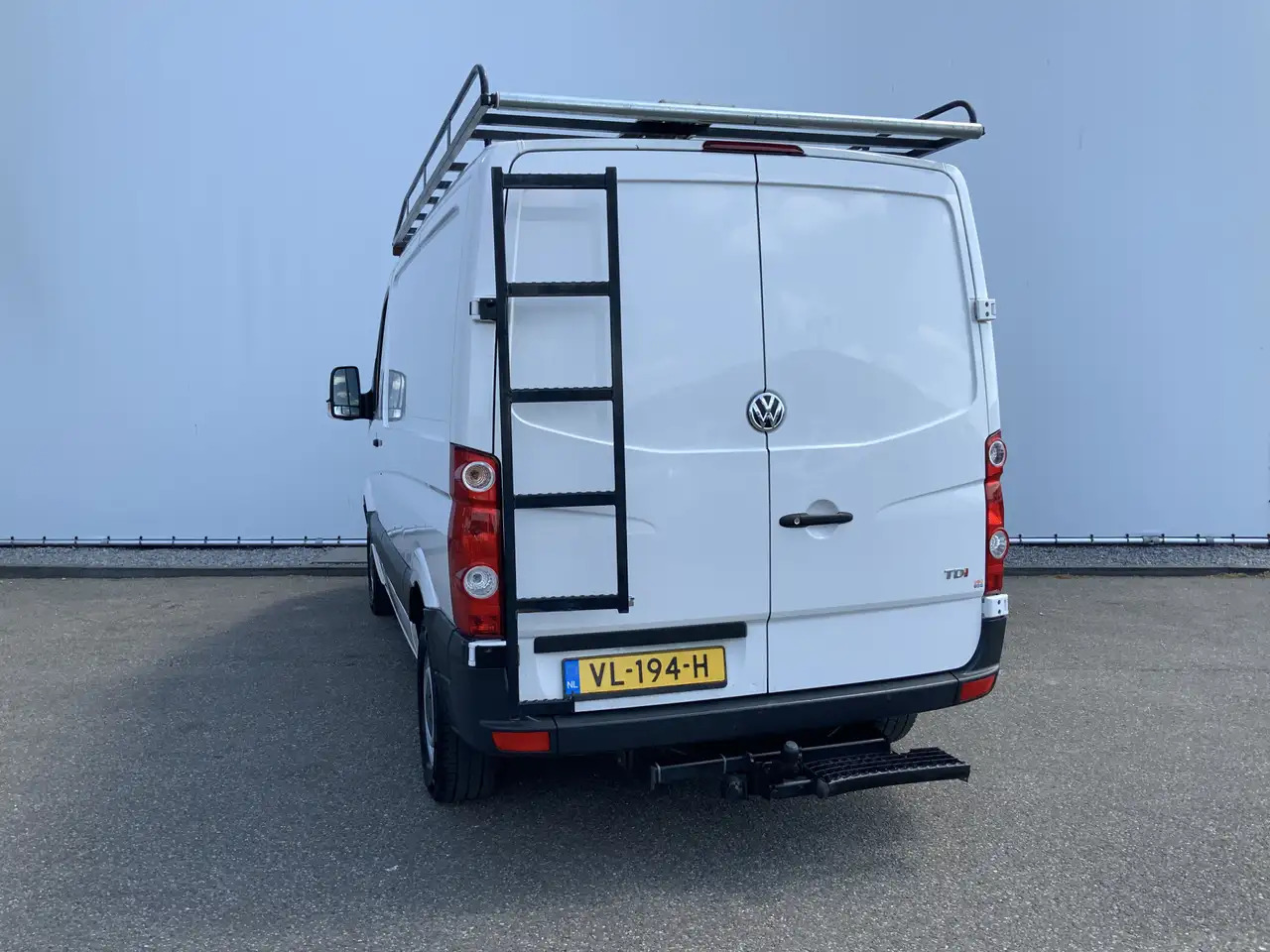 Volkswagen Crafter 35 2.0 TDI L1H1 Airco Cruise 3 Zits Trekhaak 2000 - Gesloten bestelwagen: afbeelding 2 Volkswagen Crafter 35 2.0 TDI L1H1 Airco Cruise 3 Zits Trekhaak 2000 - Gesloten bestelwagen: afbeelding 2