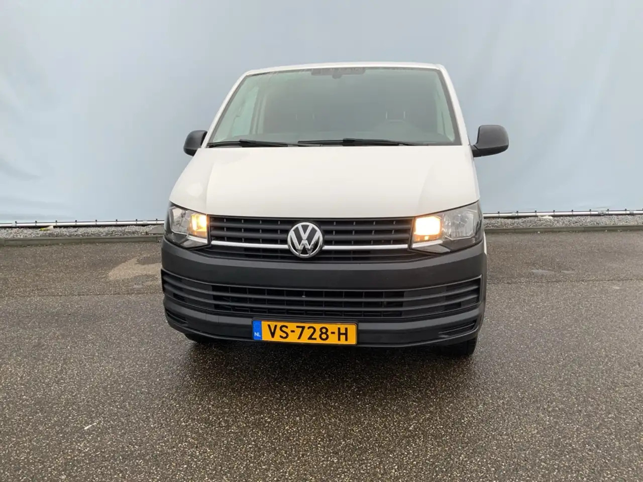 Volkswagen T6 Transporter 2.0 TDI L1H1 Comfortline Airco Navi Trekhaak 2200 - Gesloten bestelwagen: afbeelding 2 Volkswagen T6 Transporter 2.0 TDI L1H1 Comfortline Airco Navi Trekhaak 2200 - Gesloten bestelwagen: afbeelding 2